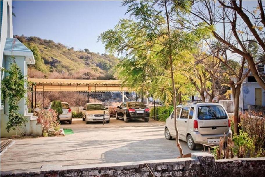 Hotel Blue Valley Mount Abu Exterior foto