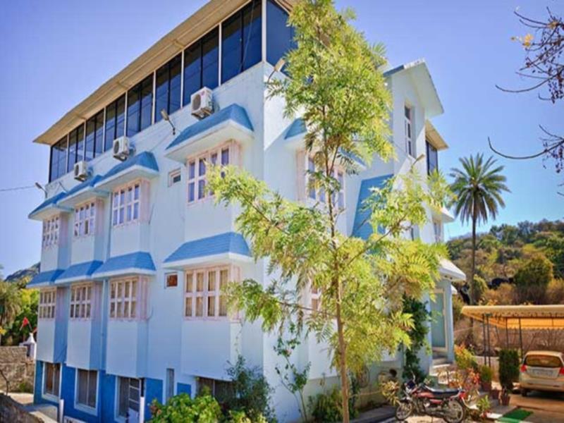 Hotel Blue Valley Mount Abu Exterior foto